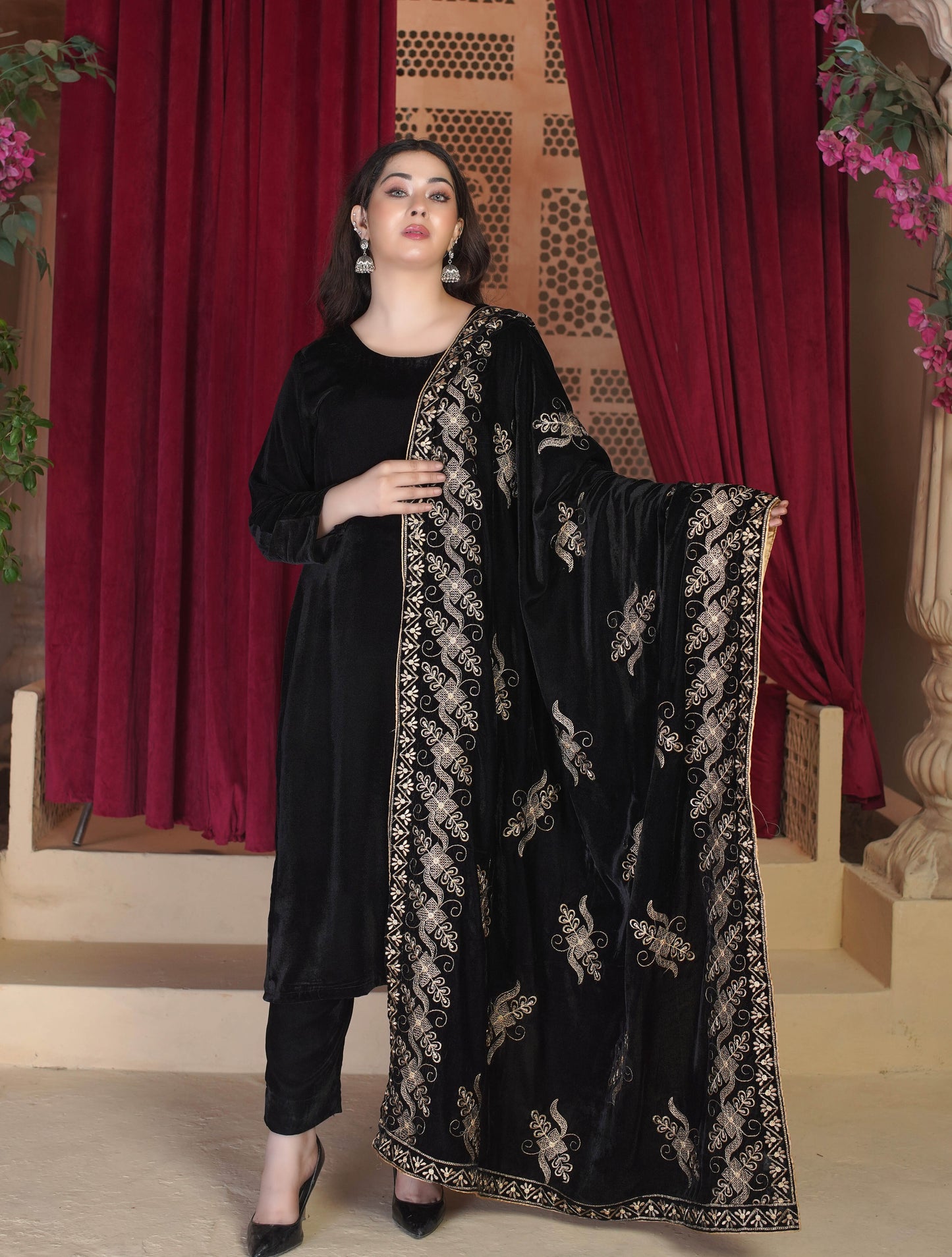 Nazneen - Velvet Shawl SD5