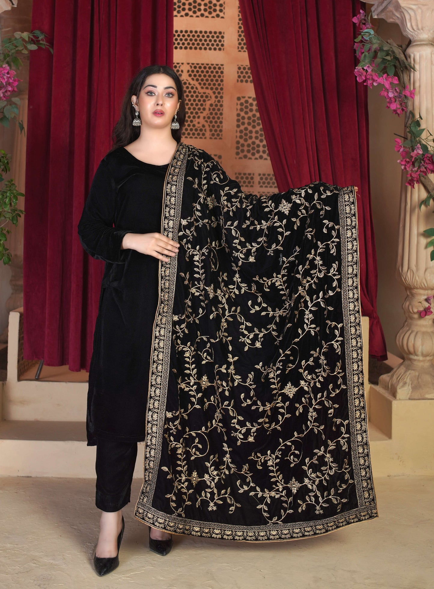 Pareesha - Velvet Shawl SD8