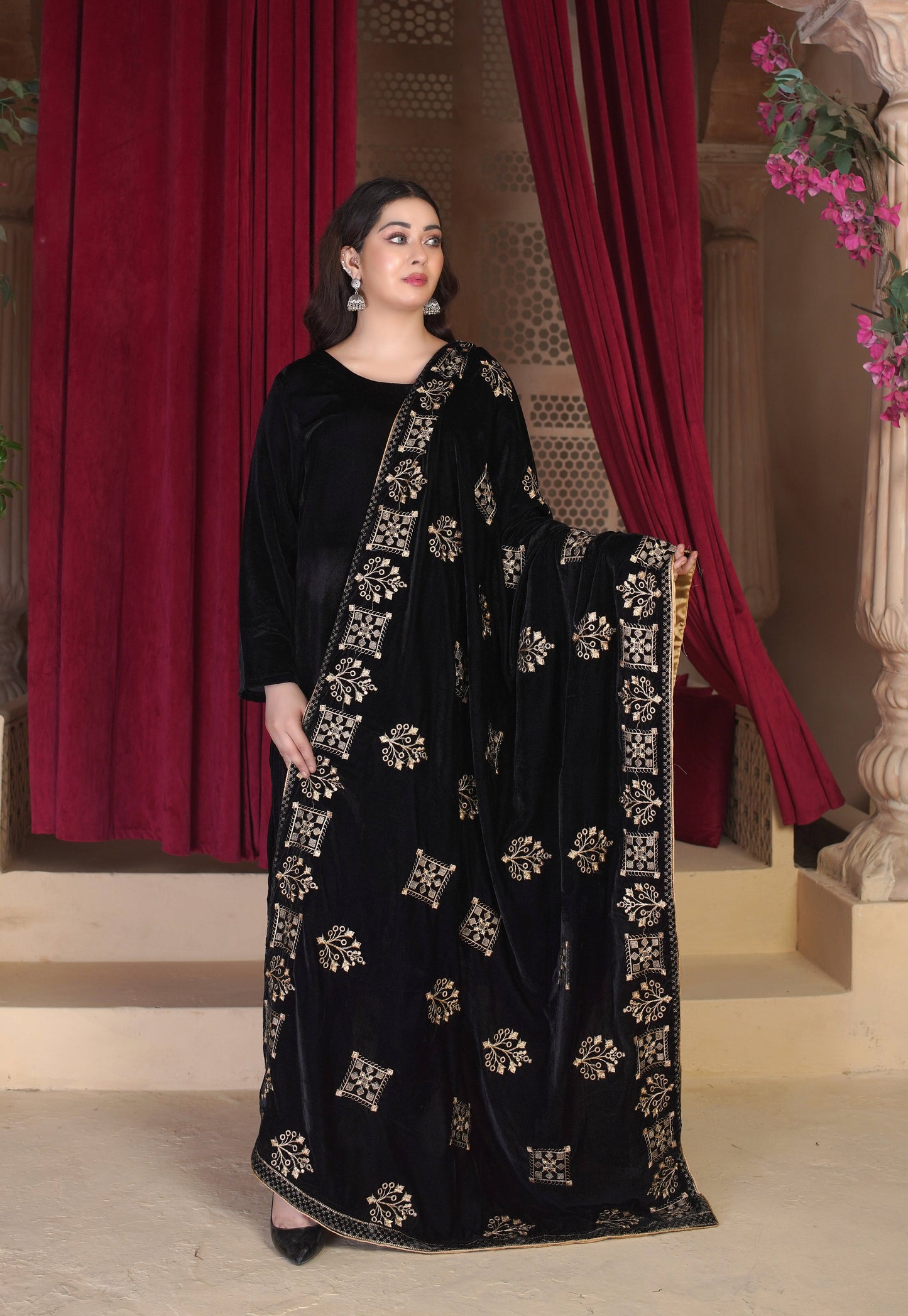 Kohinoor - Velvet Shawl SD3
