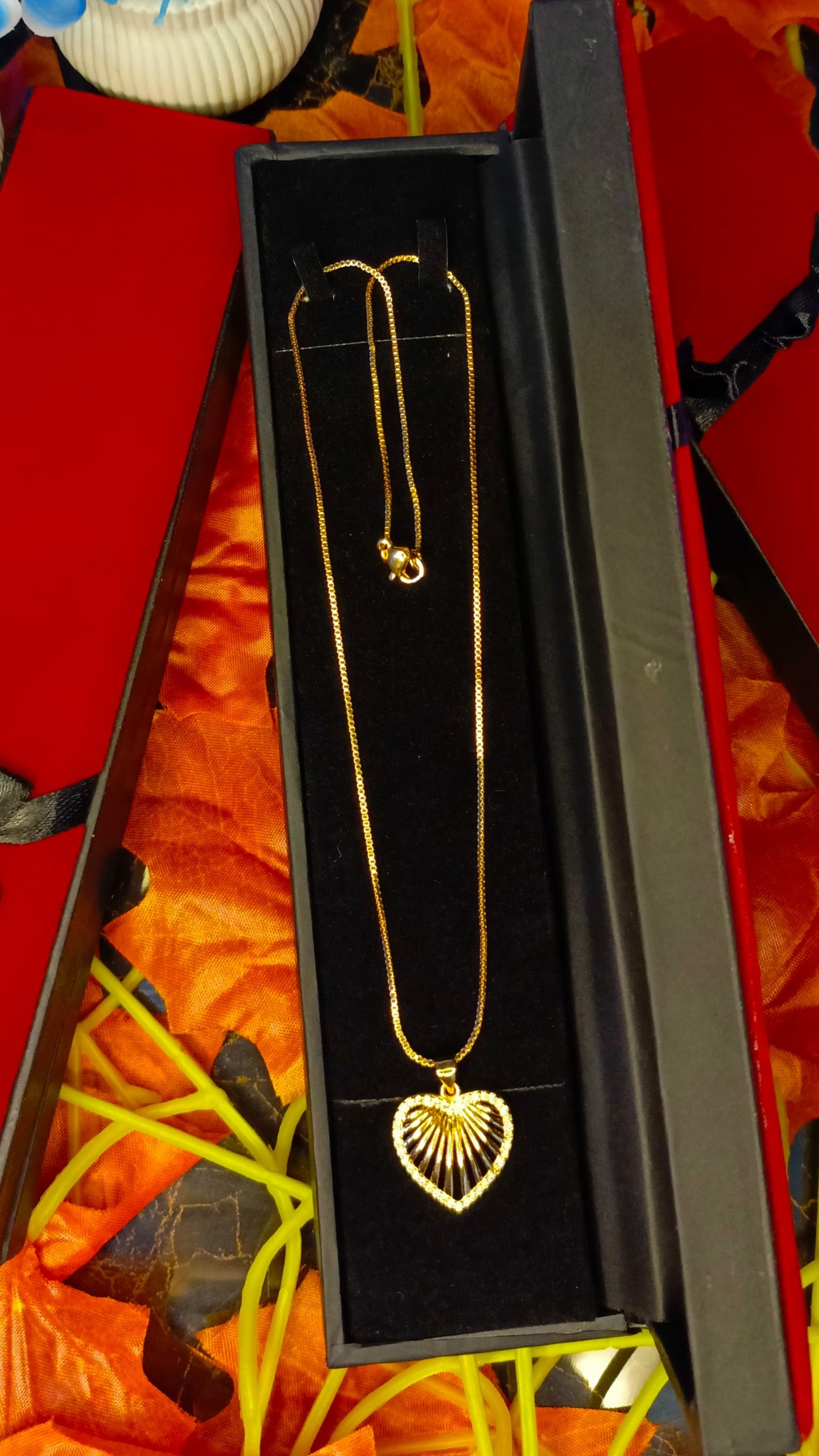 Saaz-e-Dil -  Locket LD3