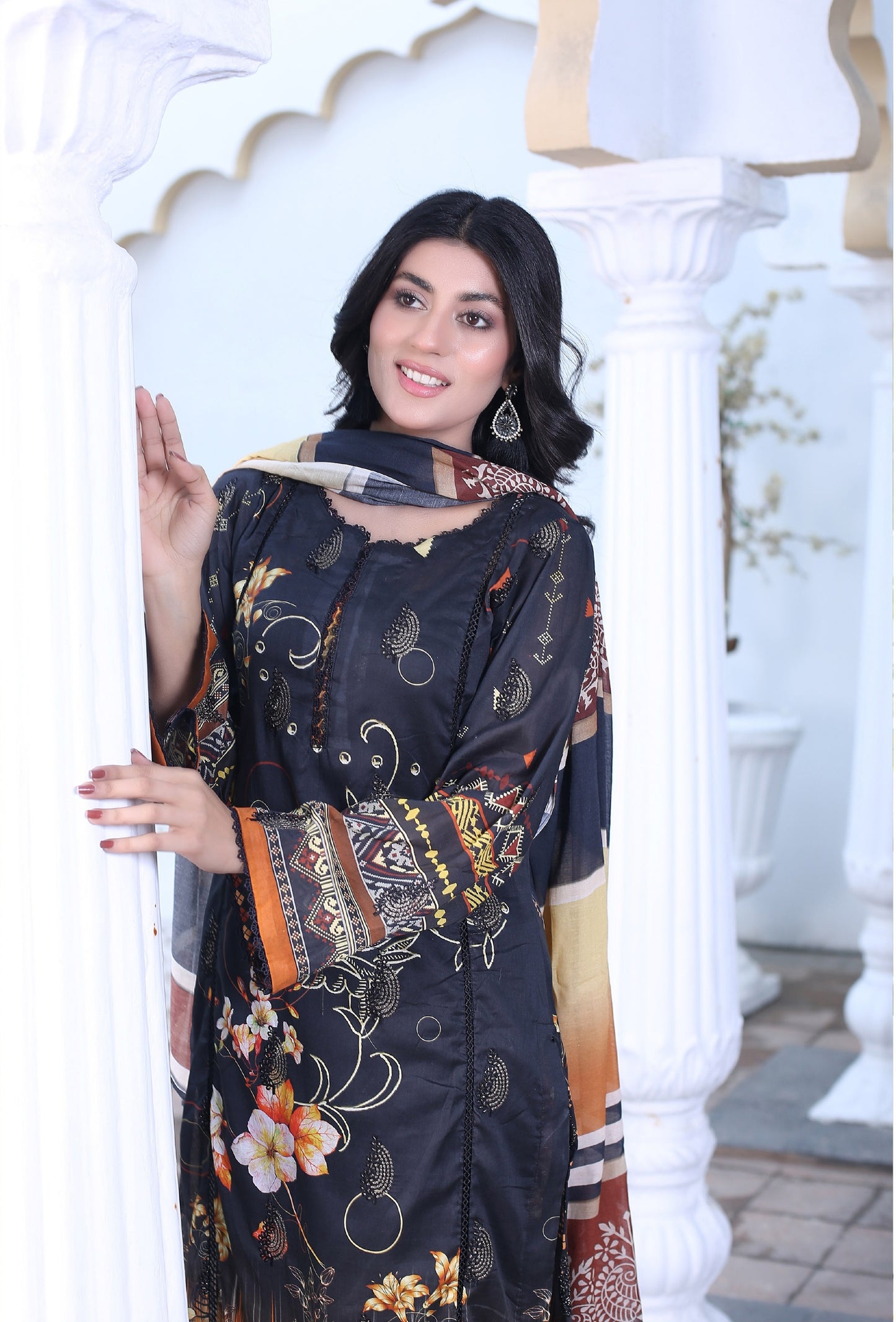 Naqsh-e-Jahan: Digital Embroidered Lawn Suit ZRB/SD3