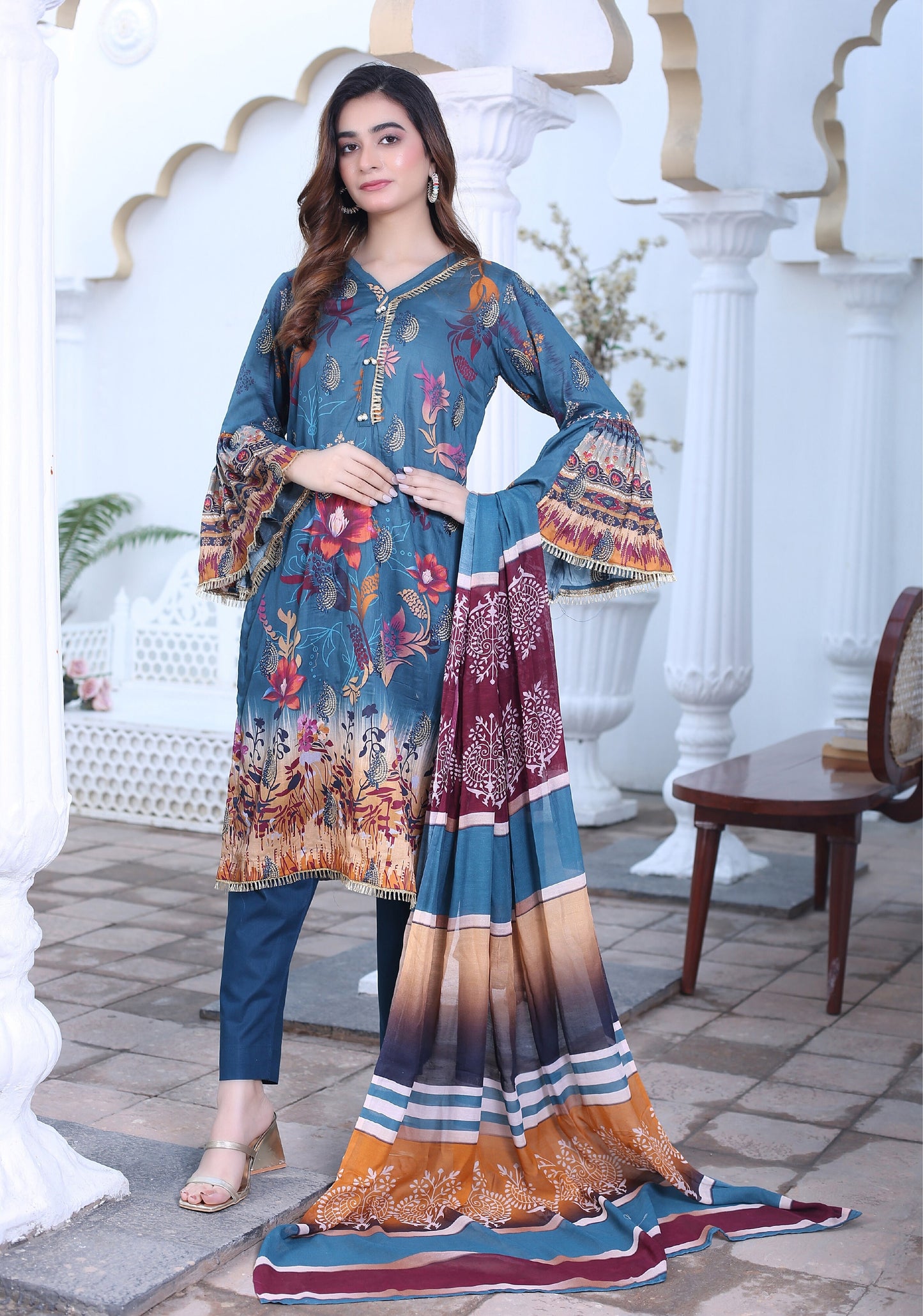 Gul-e-Rang: Printed Embroidered Lawn Suit ZLDB/SD6