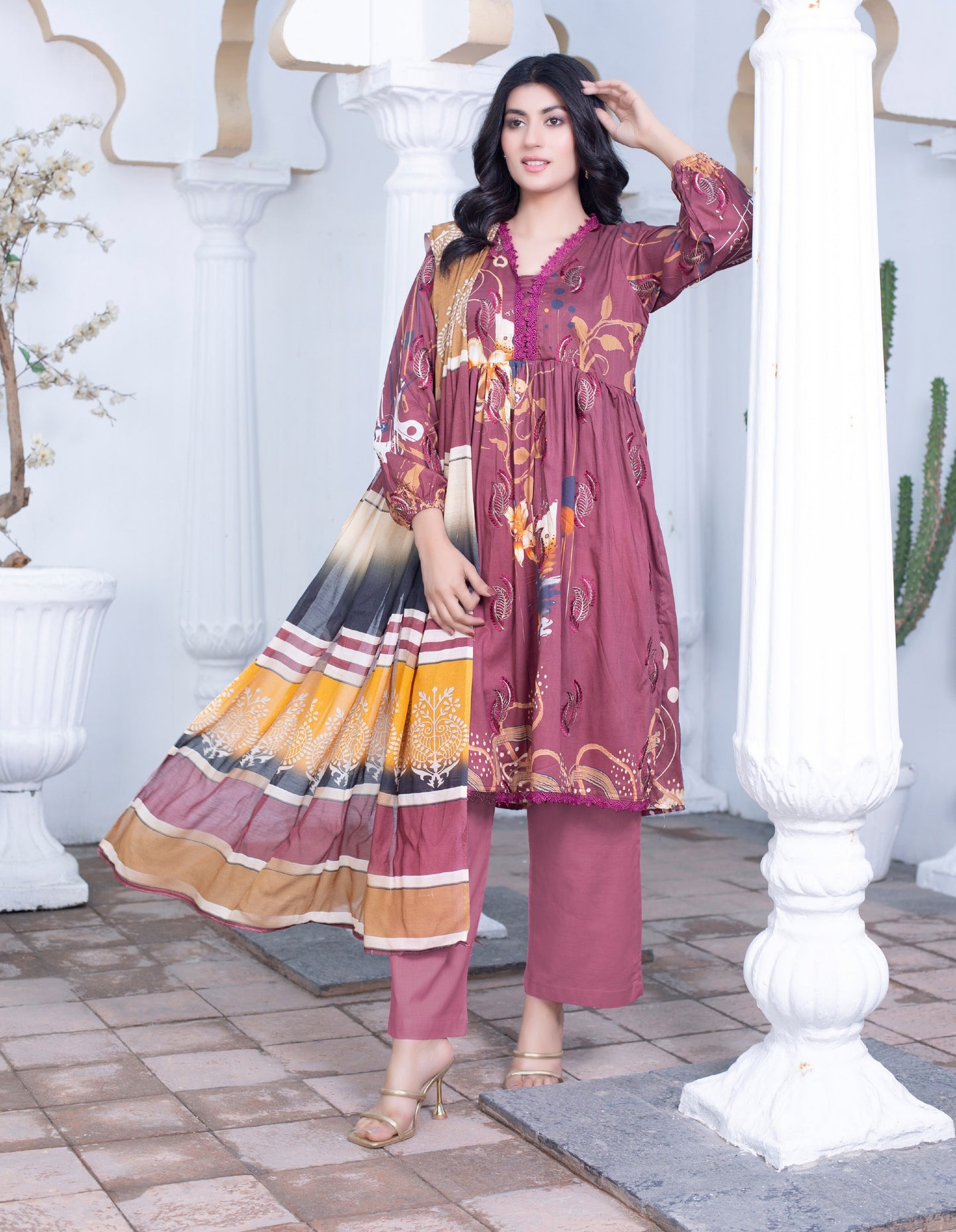 Shabnam: Printed Emroidered Lawn Suit ZLIR/SD7