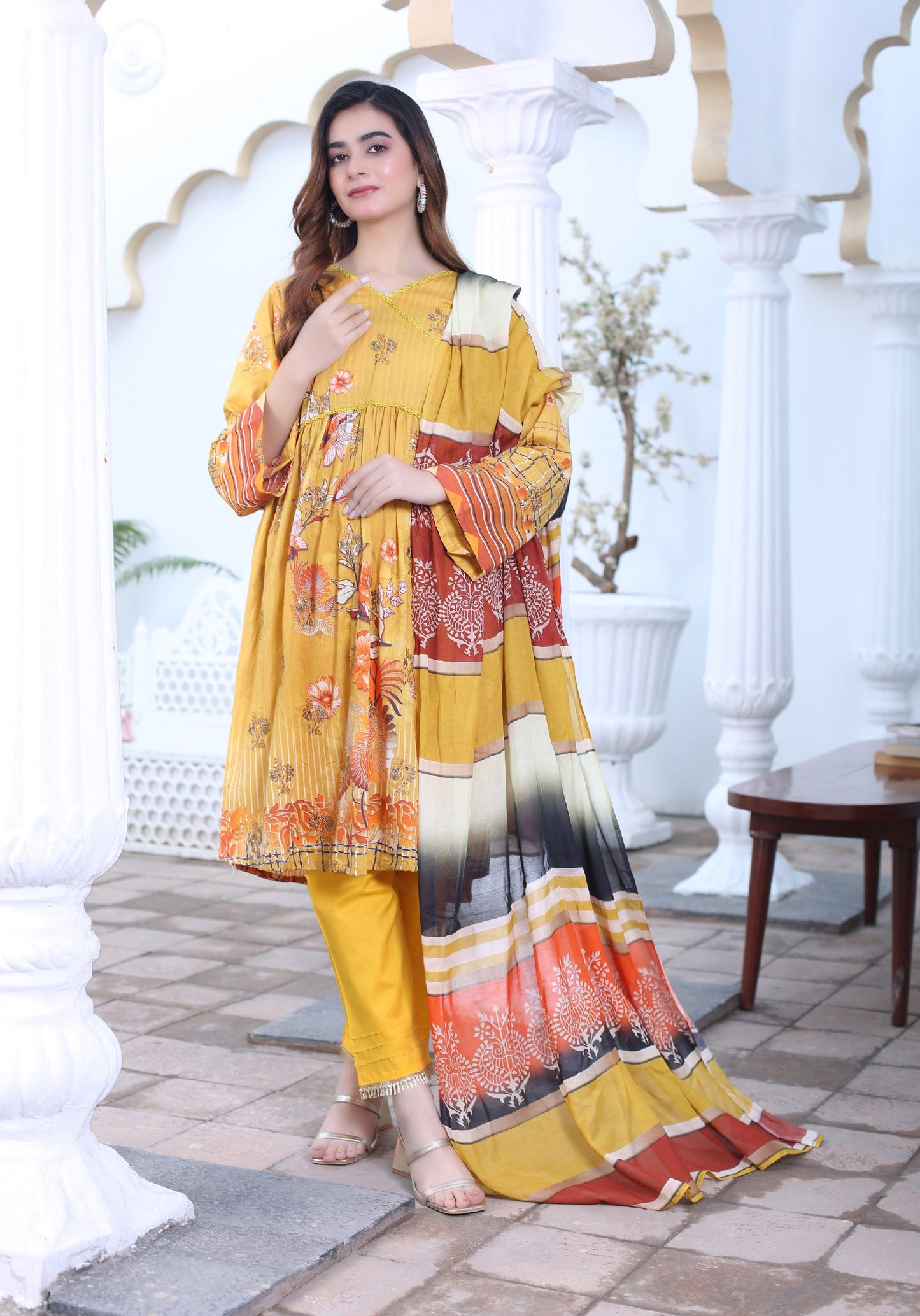 Zeenat - Digital Embroidered Lawn Shirt ZRY/SD1