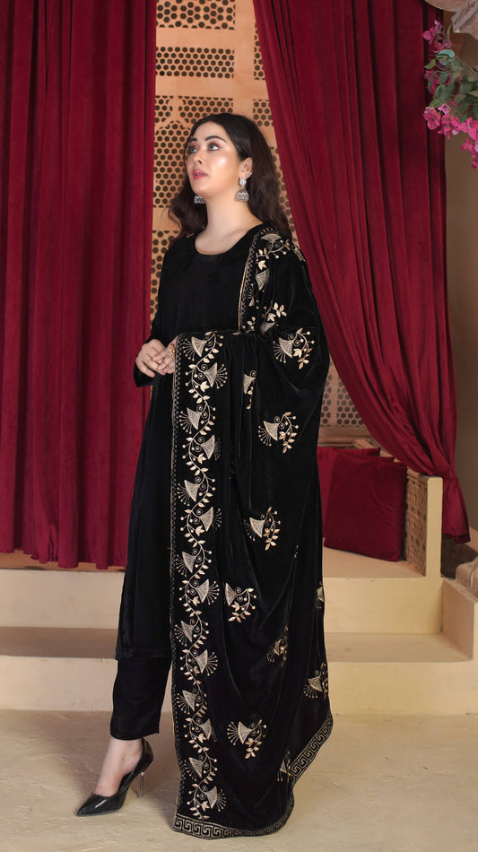 Zareen - Velvet Shawl SD6