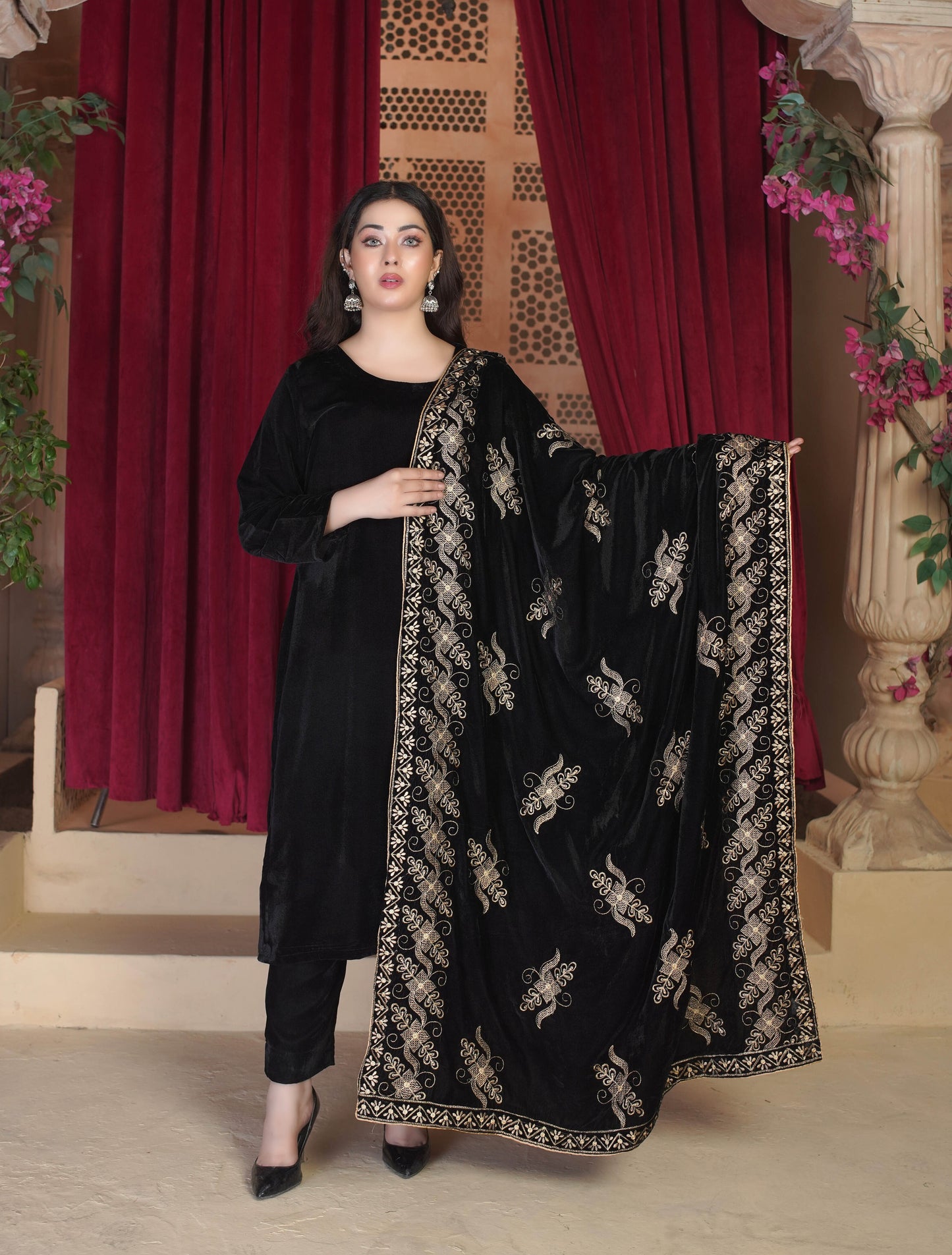 Nazneen - Velvet Shawl SD5