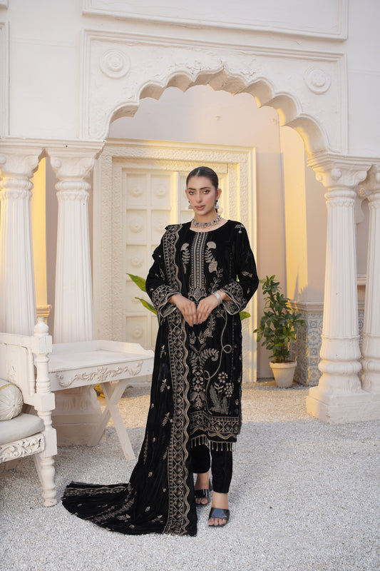 Mashal-e-Zar - Velvet Suit DS4